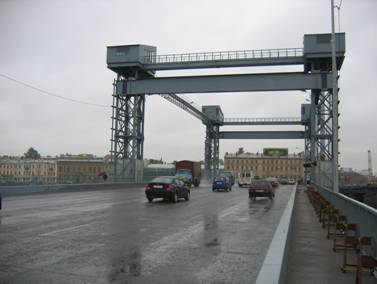 Временная переправа у моста Лейтенанта Шмидта