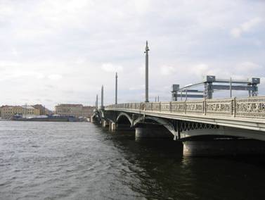 Благовещенский мост, мост Лейтенанта Шмидта через реку Неву после реконструкции