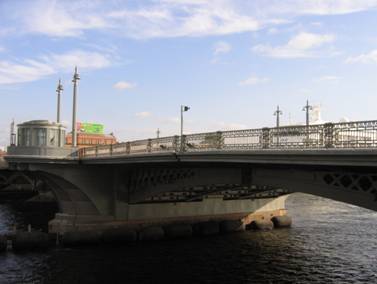 Мост Лейтенанта Шмидта после реконструкции, перед открытием движения, разводной пролет, крылья