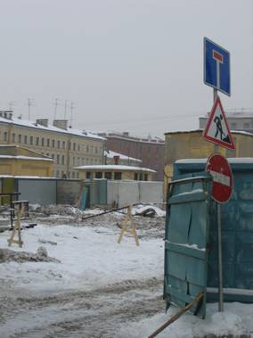 Литовский квартал, подготовка к строительству, оставшиеся хозяйственные строения