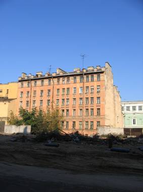 Дворовый фасад жилого дома по набережной Крюкова канала, 5