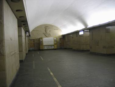 Станция метро Горьковская, подземный, перронный зал, Петербургский метрополитен