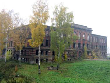 Рыбацкий проспект, 18, здание бывшей школы 333, училищный дом, училище