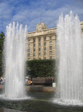 Московская площадь, фонтанный комплекс, фонтаны, Дом Советов