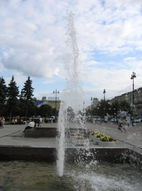 Московская площадь, фонтанный комплекс, фонтаны