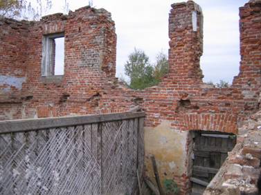 Деревня Кудрово, усадебный дом, помещичий, усадьба помещика Кудрова, развалины, руины