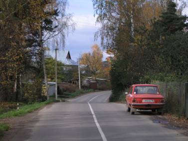 Деревня Лаврики, центральная улица