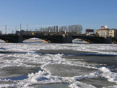 Река Нева, ледоход, Биржевой мост