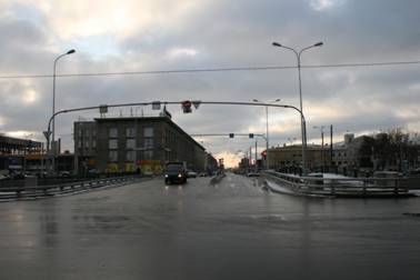 Митрофаньевский мост через Обводный канал, в створе Митрофаньевского шоссе
